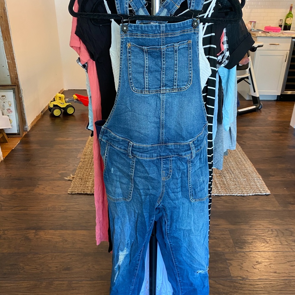 Maternity overalls